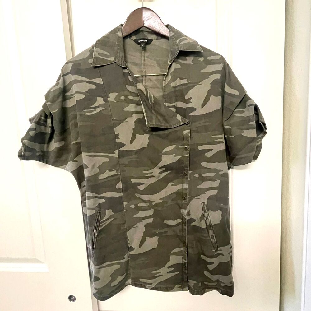 Express Camo Asymmetric Snap Front Utility Blouse XS Camouflage Tiered Sleeve - Picture 2 of 10